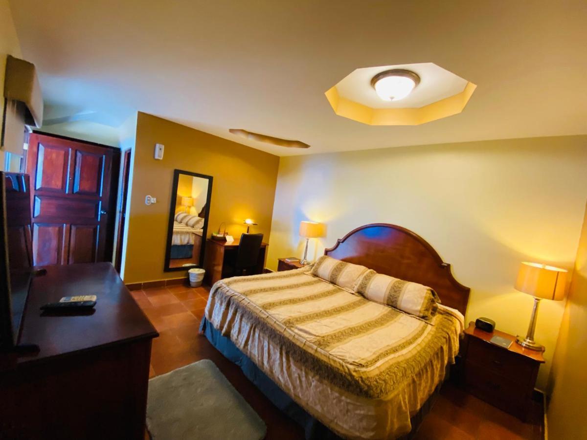 Hotel Puerto Libre ปวยร์โต บาร์ริโอส ภายนอก รูปภาพ