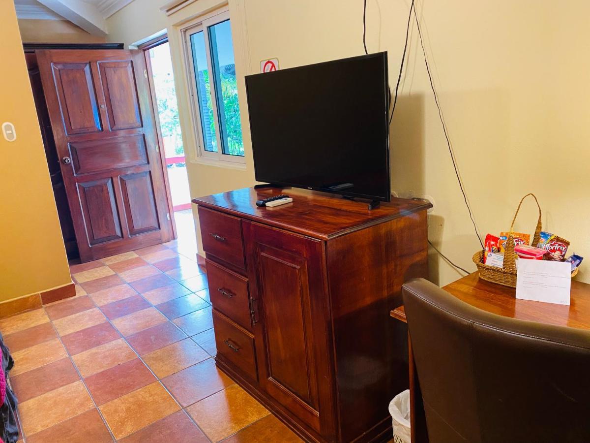 Hotel Puerto Libre ปวยร์โต บาร์ริโอส ภายนอก รูปภาพ
