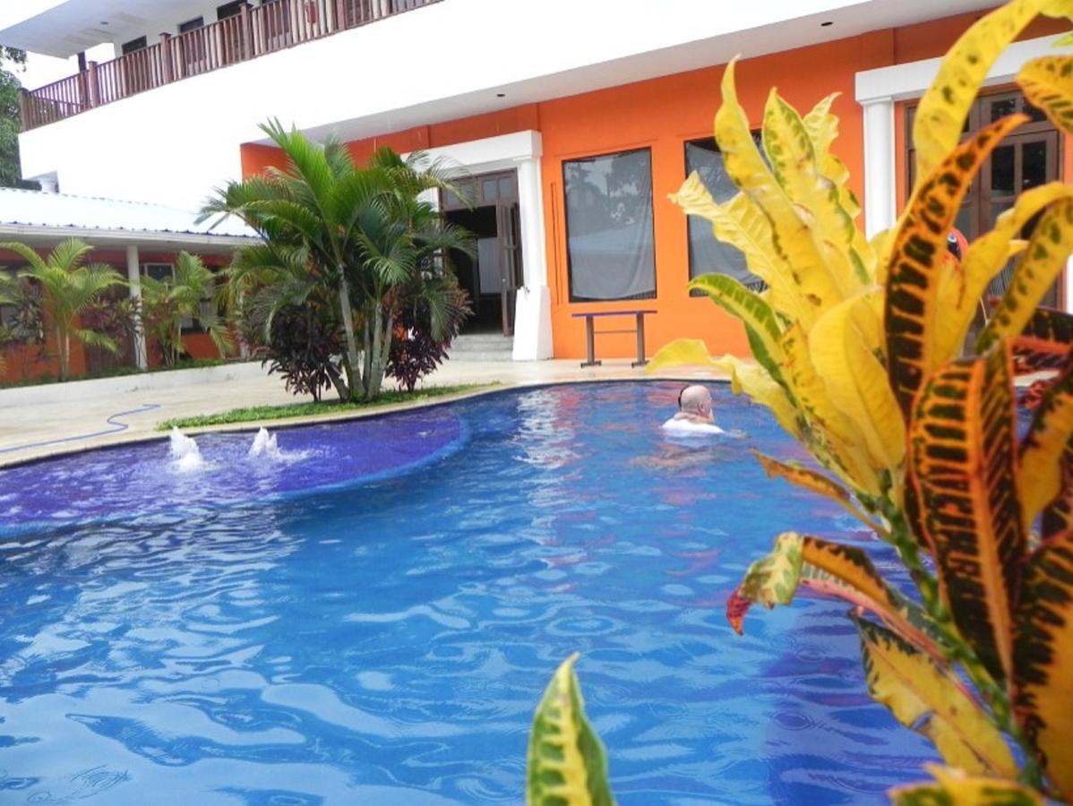 Hotel Puerto Libre ปวยร์โต บาร์ริโอส ภายนอก รูปภาพ